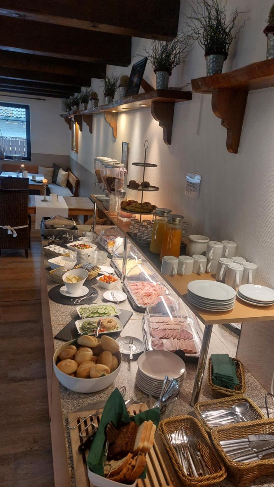 林登维尼可腾斯兰德酒店 下克吕希滕 外观 照片